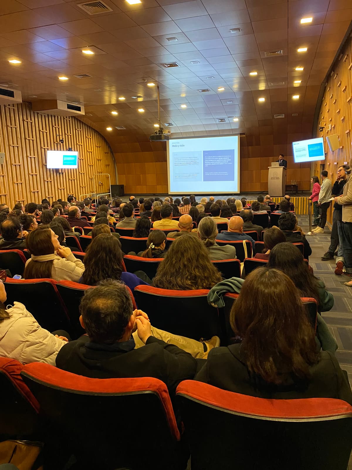 Imagen de la actividad: Con alta convocatoria de autoridades y expertos internacionales CIADES realiza su lanzamiento oficial 
